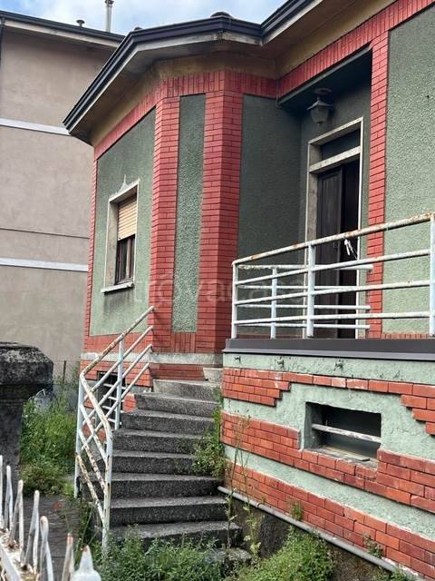 casa indipendente in vendita a Piacenza in zona Centro Storico