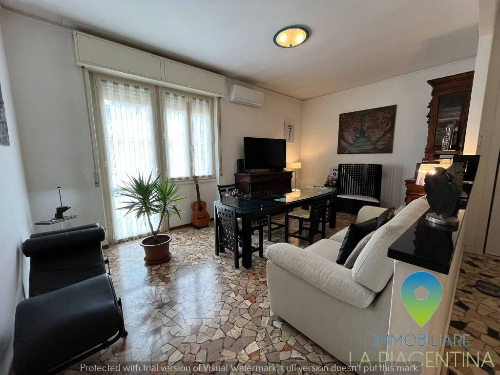 appartamento in vendita a Piacenza in zona Stadio