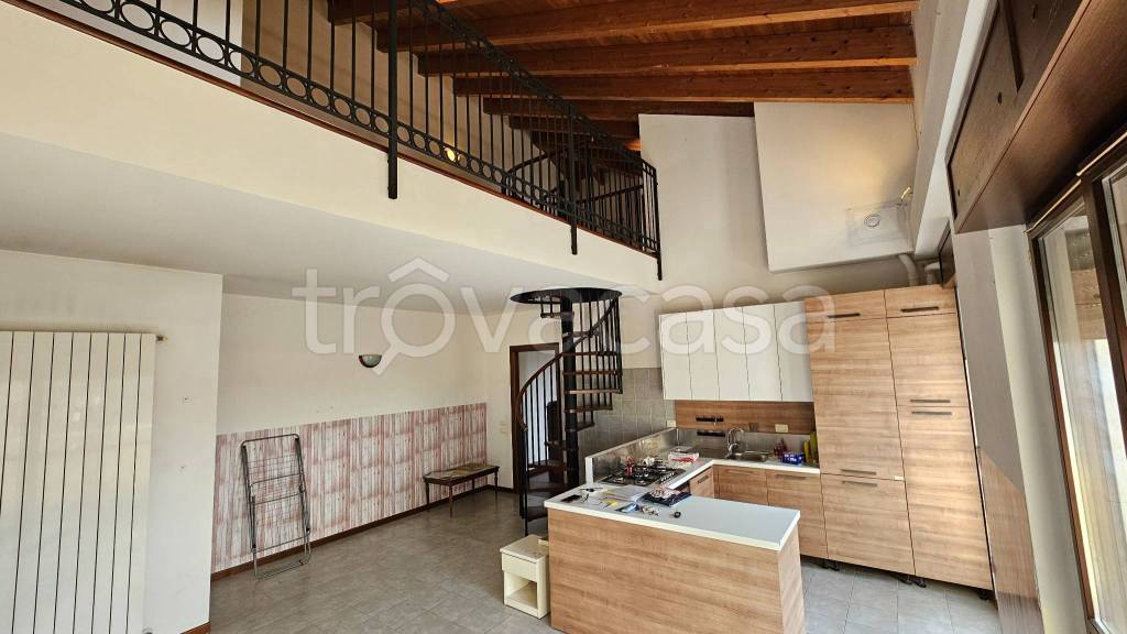 appartamento in vendita a Piacenza in zona Besurica