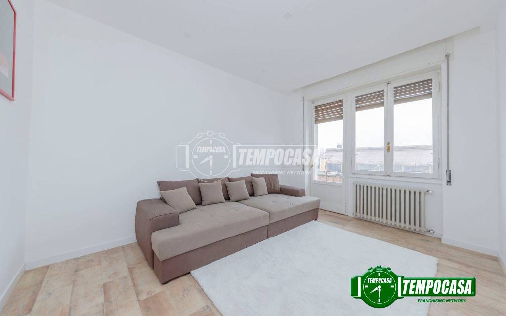 appartamento in vendita a Piacenza in zona Infrangibile