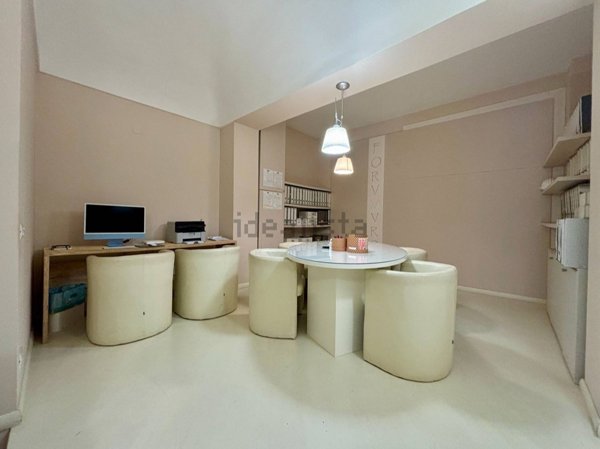 ufficio in vendita a Piacenza in zona Centro Storico