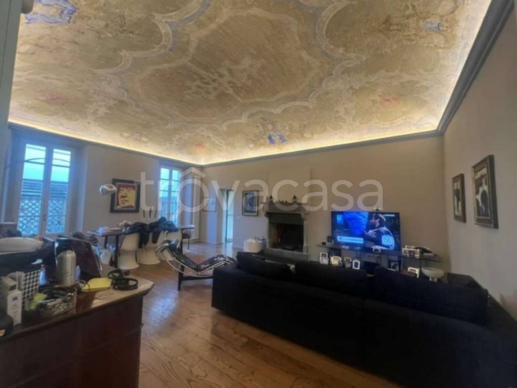 casa indipendente in vendita a Piacenza in zona Centro Storico