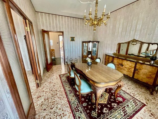 appartamento in vendita a Piacenza in zona Centro Storico