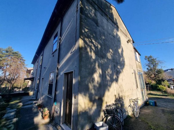 casa indipendente in vendita a Piacenza in zona Borgotrebbia