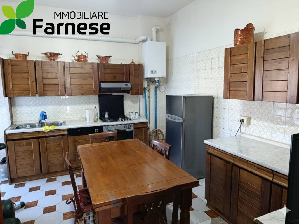 appartamento in vendita a Piacenza in zona Stadio