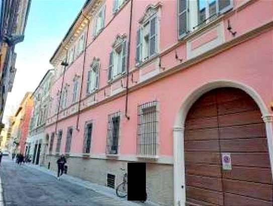 appartamento in vendita a Piacenza in zona Centro Storico