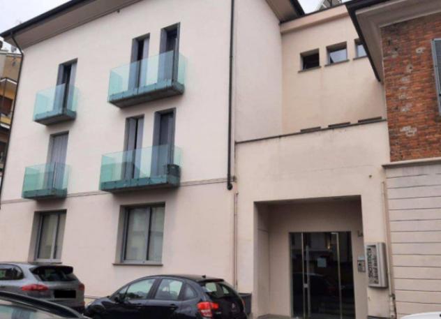 ufficio in vendita a Piacenza