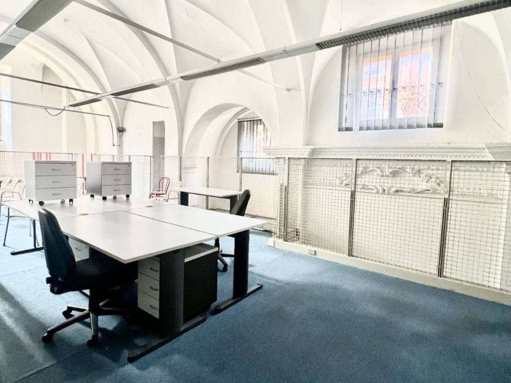 ufficio in vendita a Piacenza