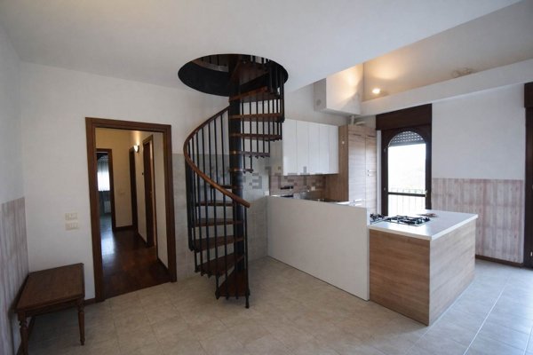 appartamento in vendita a Piacenza in zona Besurica