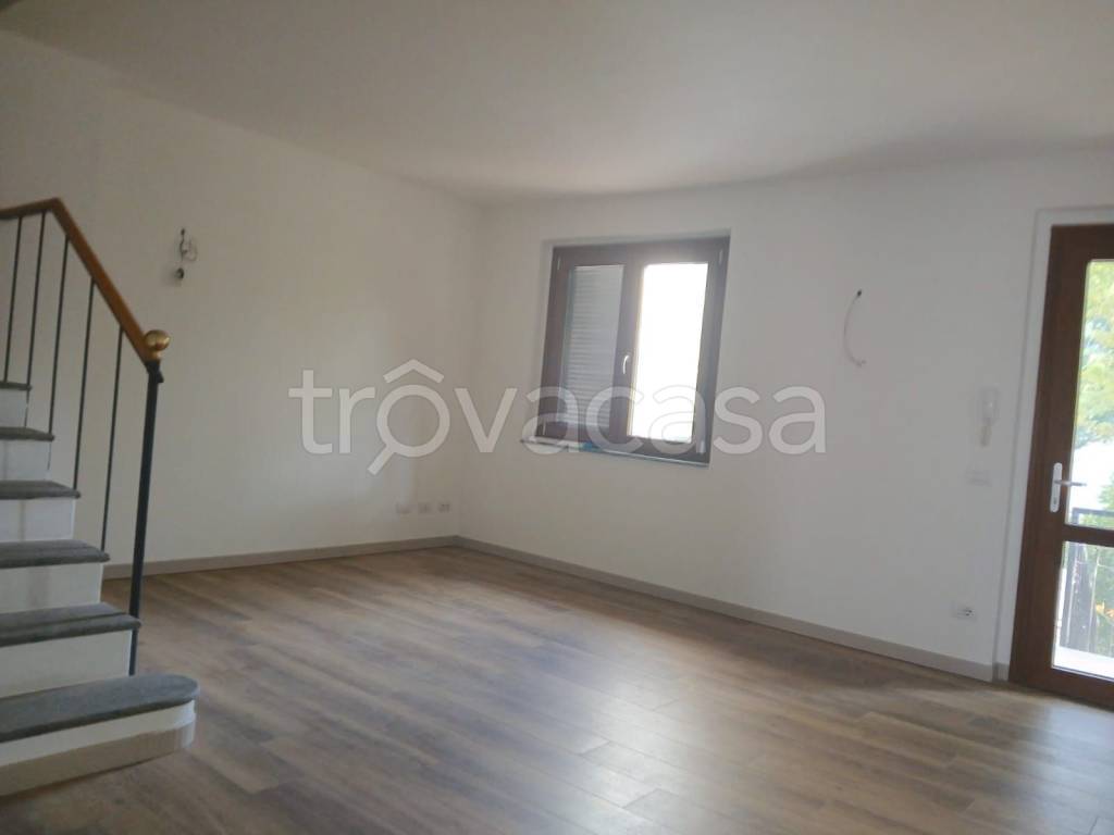 casa indipendente in vendita a Piacenza in zona Veggioletta