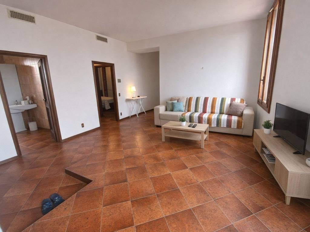 appartamento in vendita a Piacenza in zona Stadio