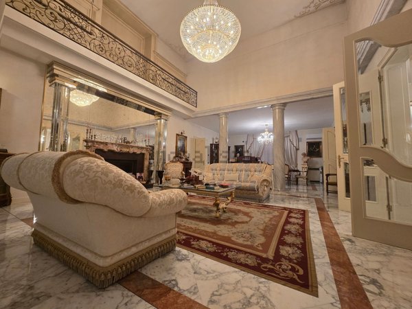 casa indipendente in vendita a Piacenza in zona Montale