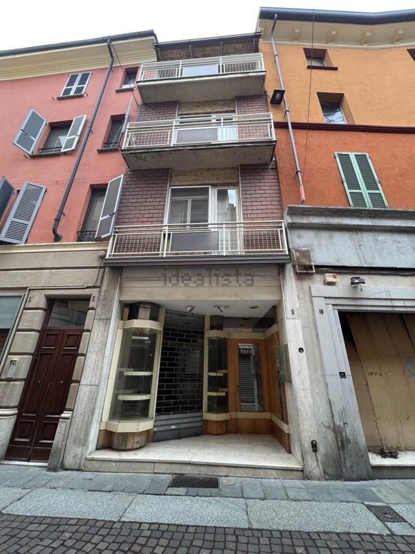 appartamento in vendita a Piacenza in zona Centro Storico