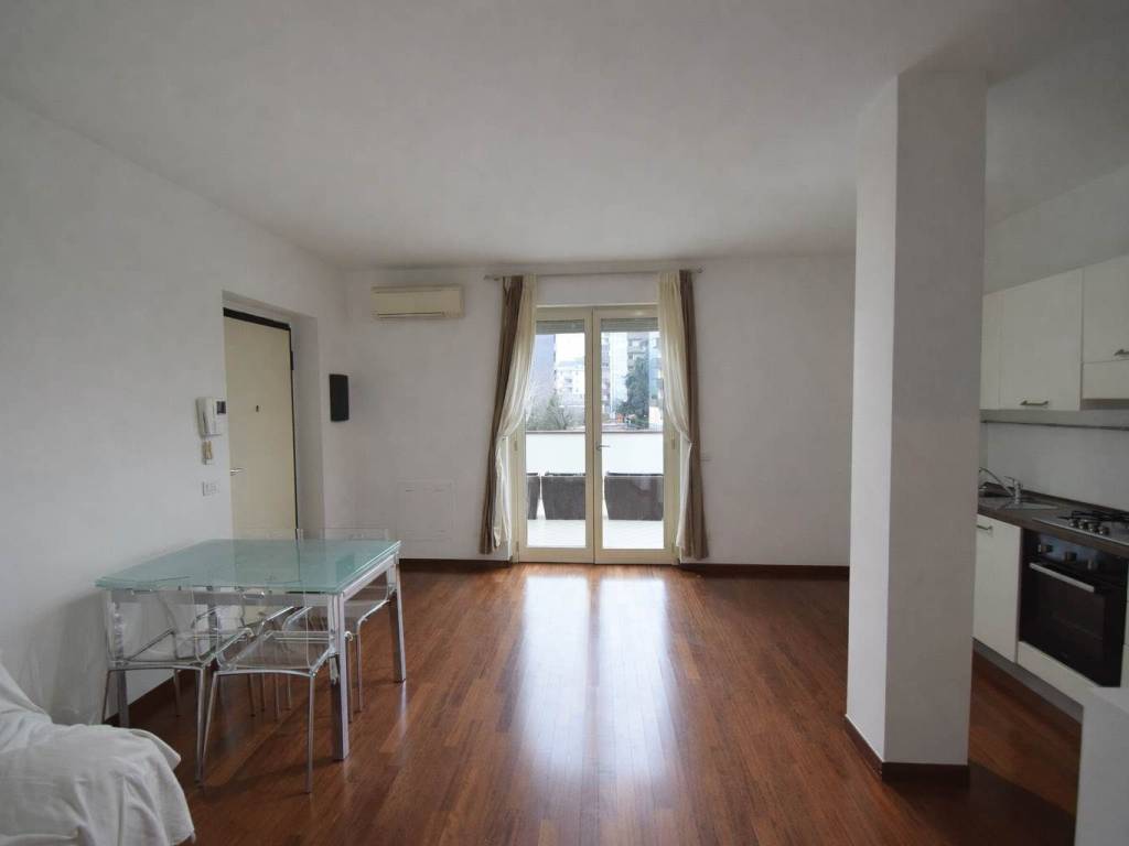 appartamento in vendita a Piacenza in zona Stadio