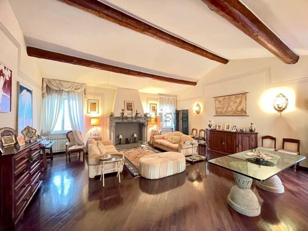 appartamento in vendita a Piacenza in zona Centro Storico