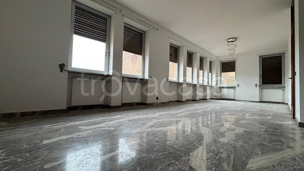 appartamento in vendita a Piacenza in zona Centro Storico