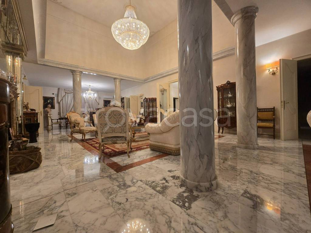 villa in vendita a Piacenza in zona Montale