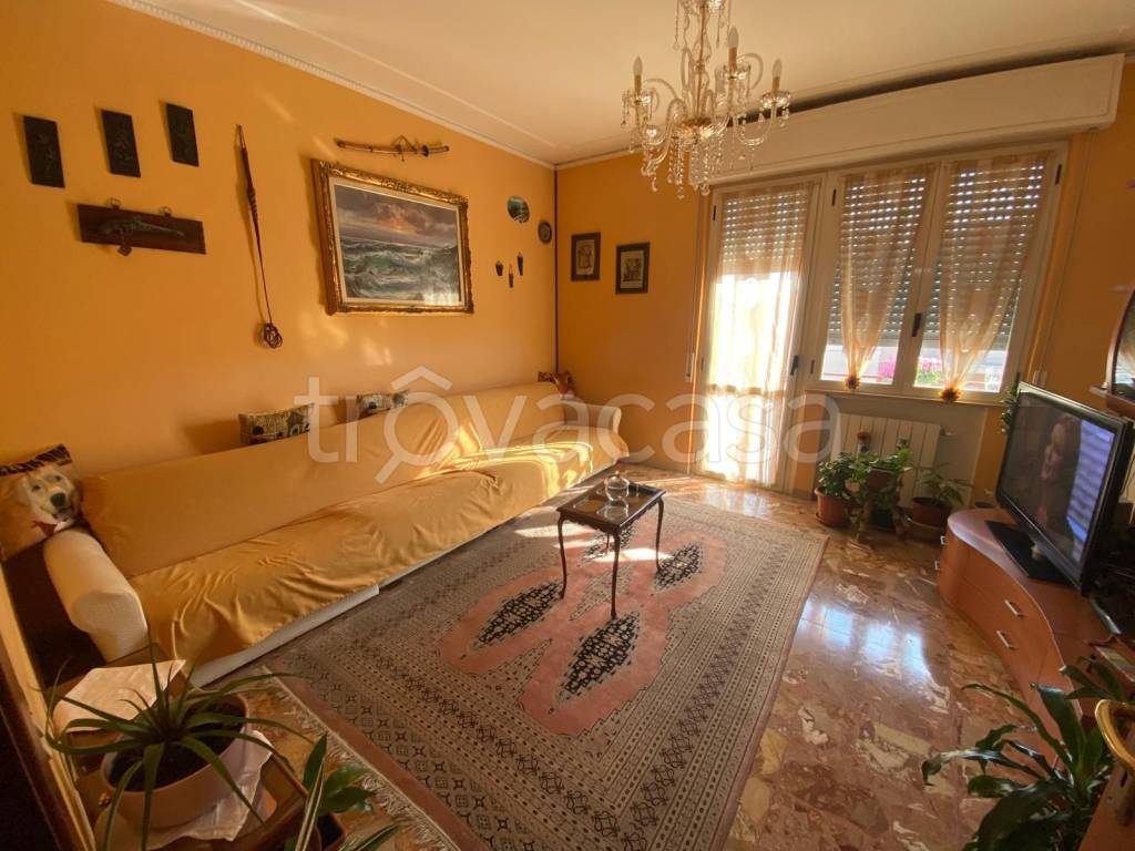 appartamento in vendita a Piacenza in zona Centro Storico