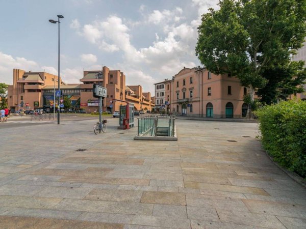 negozio in vendita a Piacenza