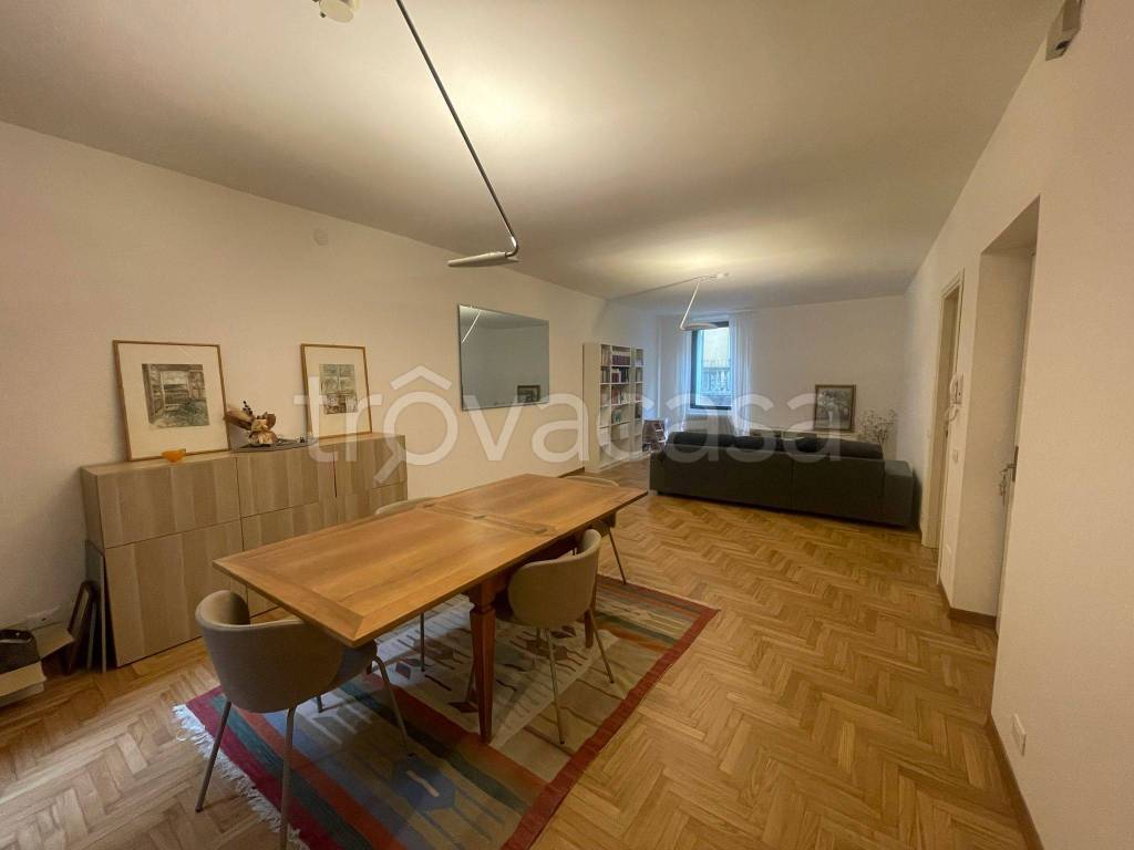 appartamento in vendita a Piacenza in zona Centro Storico