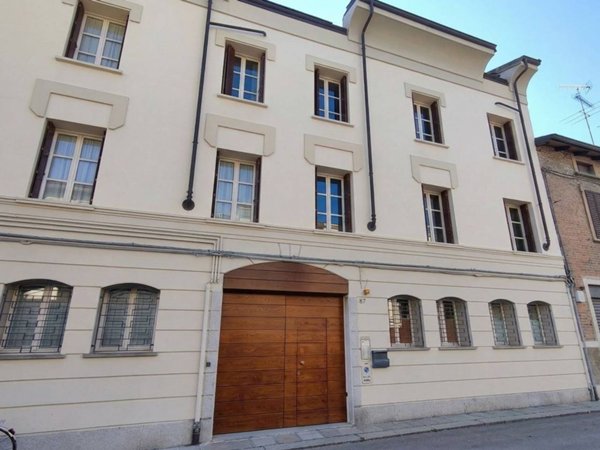 appartamento in vendita a Piacenza in zona Centro Storico