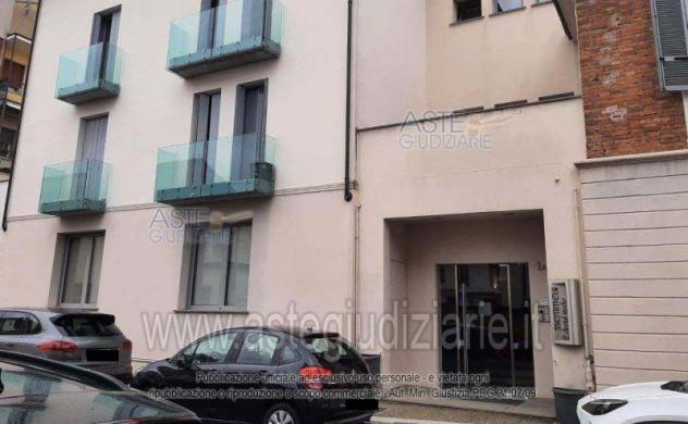 ufficio in vendita a Piacenza