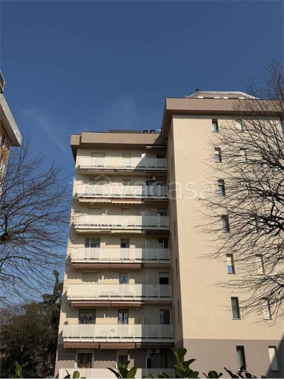 appartamento in vendita a Piacenza in zona Stadio