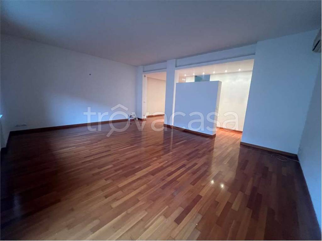 appartamento in vendita a Piacenza in zona Centro Storico