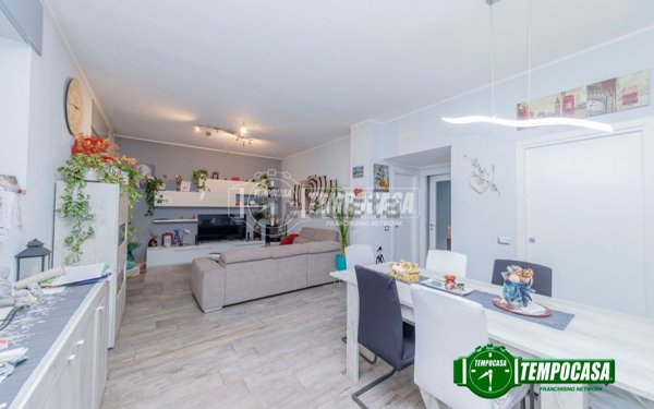 appartamento in vendita a Piacenza in zona Farnesiana