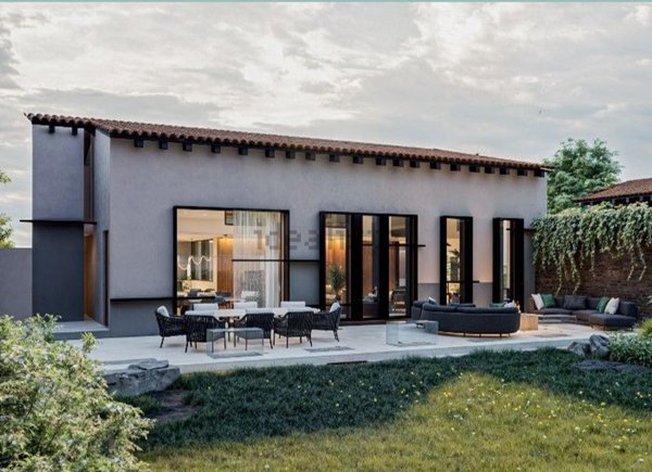 casa indipendente in vendita a Piacenza in zona Centro Storico