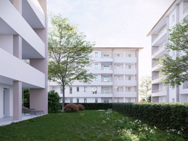 appartamento in vendita a Piacenza in zona Stadio