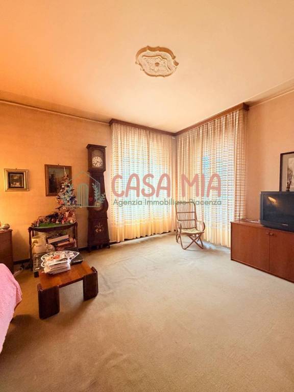 appartamento in vendita a Piacenza in zona Raffalda