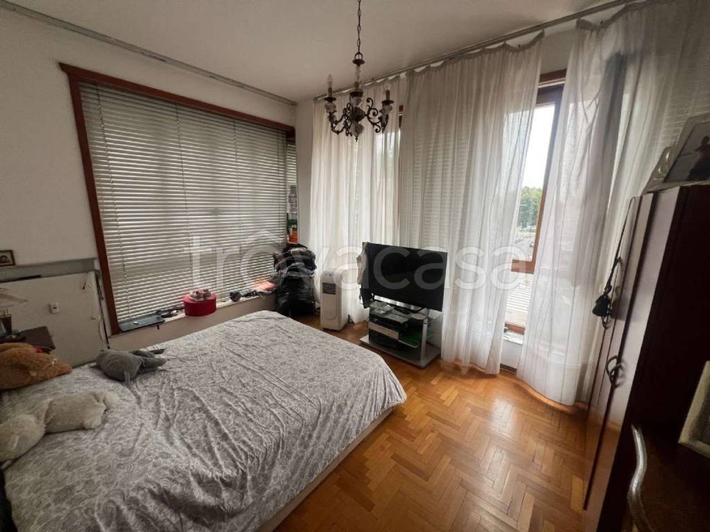 appartamento in vendita a Piacenza in zona Barriera Genova