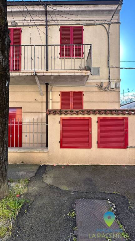 appartamento in vendita a Piacenza