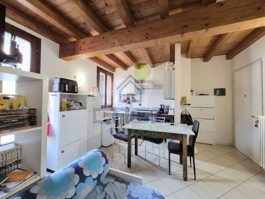 appartamento in vendita a Piacenza in zona Barriera Torino