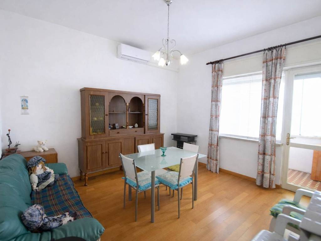 appartamento in vendita a Piacenza in zona Stadio