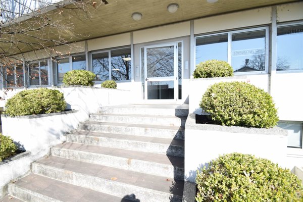 ufficio in vendita a Piacenza in zona Baia del Re