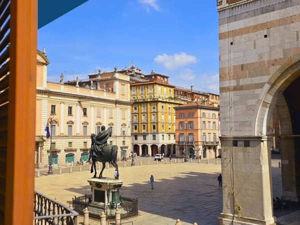 appartamento in vendita a Piacenza in zona Centro Storico