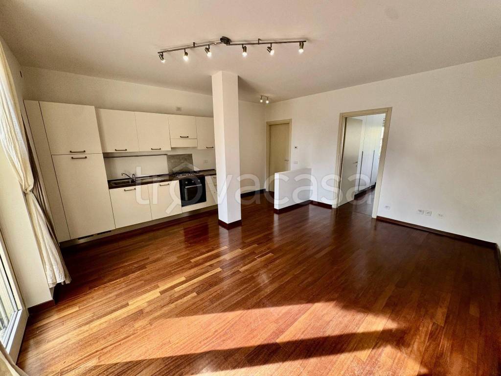 appartamento in vendita a Piacenza in zona Stadio