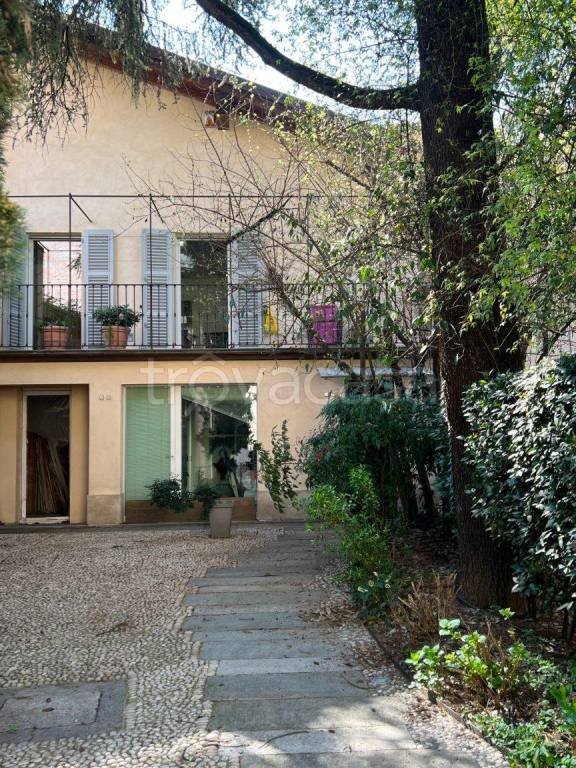 casa indipendente in vendita a Piacenza in zona Centro Storico