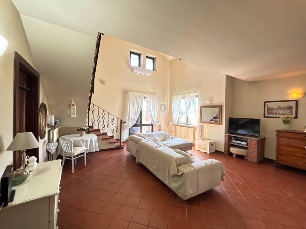 casa indipendente in vendita a Piacenza in zona Stadio