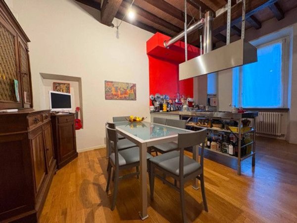 casa indipendente in vendita a Piacenza in zona Centro Storico