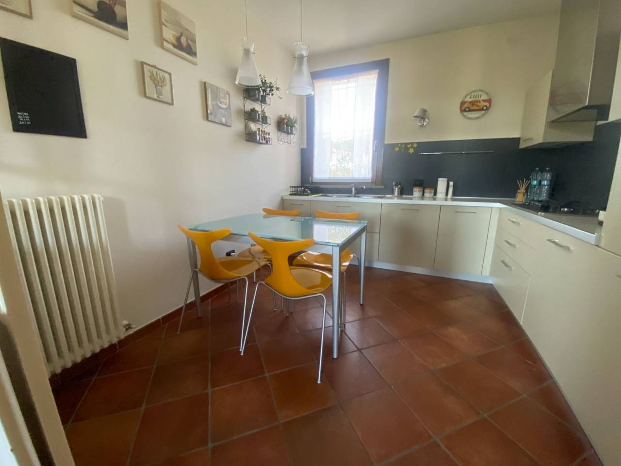 casa indipendente in vendita a Piacenza in zona Pittolo