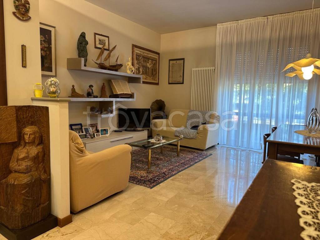 appartamento in vendita a Piacenza in zona Stadio