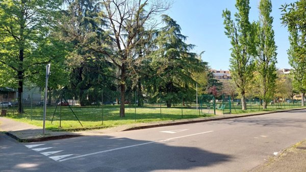 appartamento in vendita a Piacenza in zona Stadio