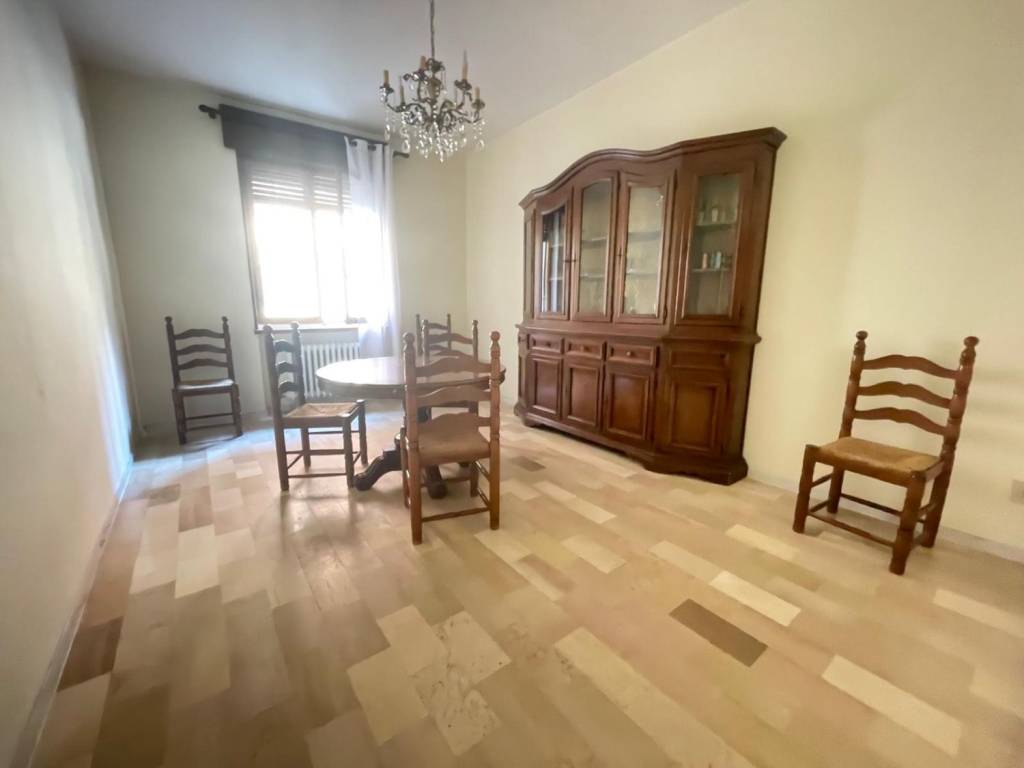 appartamento in vendita a Piacenza in zona Centro Storico
