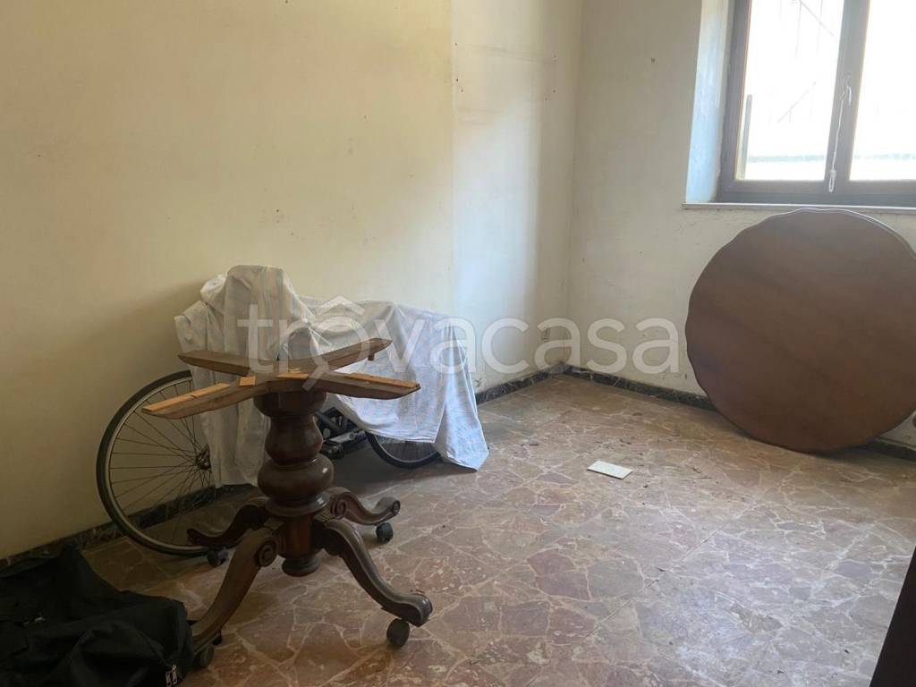 casa indipendente in vendita a Piacenza in zona Centro Storico