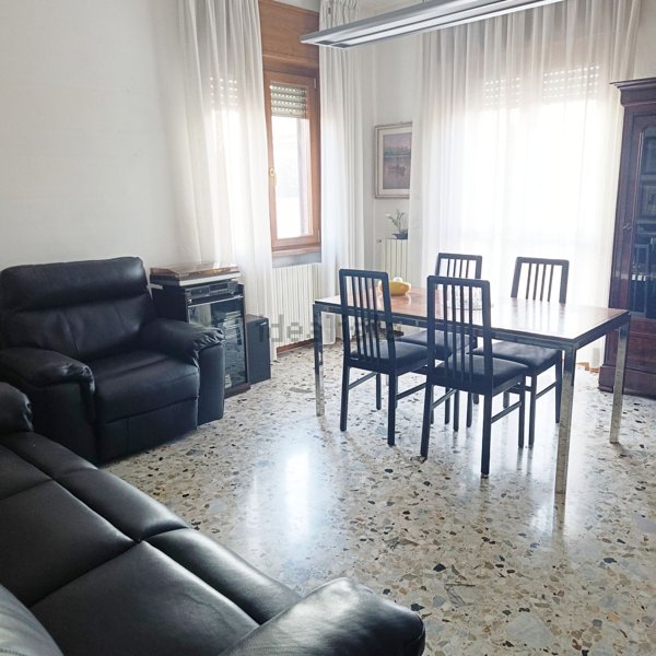 appartamento in vendita a Piacenza in zona Quarto