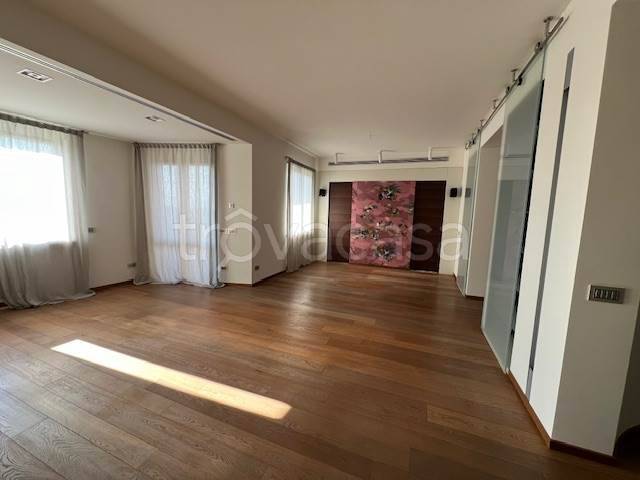 appartamento in vendita a Piacenza