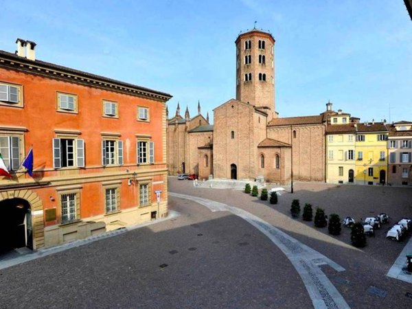 appartamento in vendita a Piacenza in zona Centro Storico